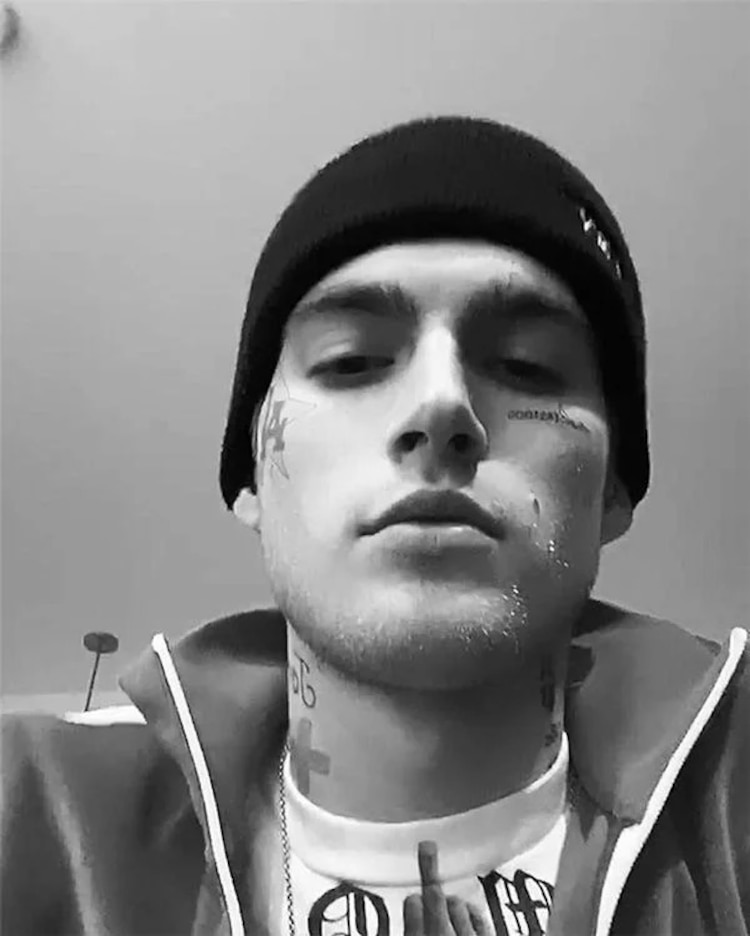 El significado de los tatuajes en la cara de Presley Gerber