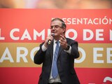 Marcelo Ebrard se define como un radical, al presentar libro autobiográfico