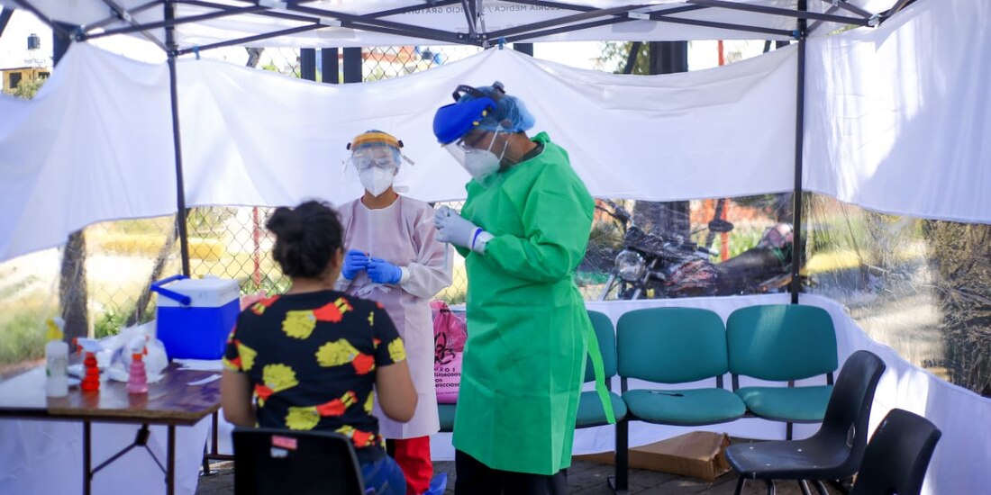 Kiosco instalado para realizar pruebas de detección en colonias prioritarias.