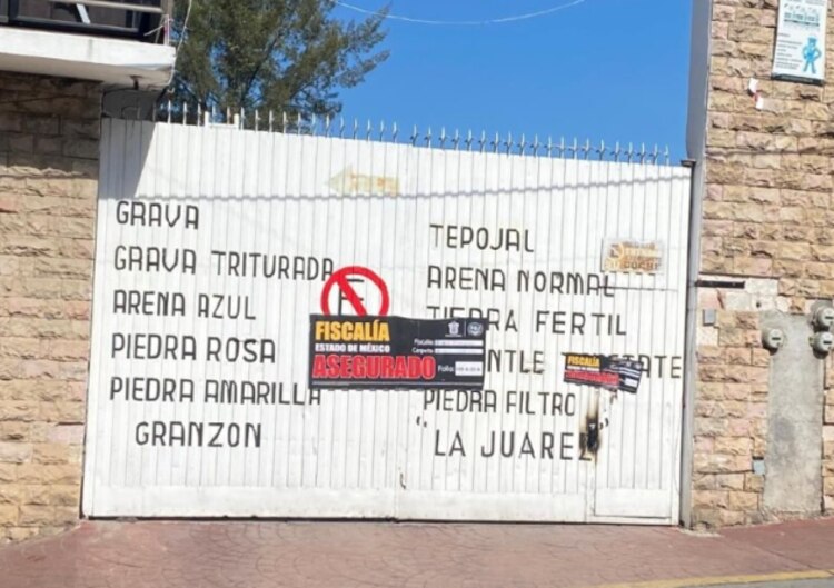 Autoridades colocaron sellos de aseguramiento en este local, en el sur del Edomex.