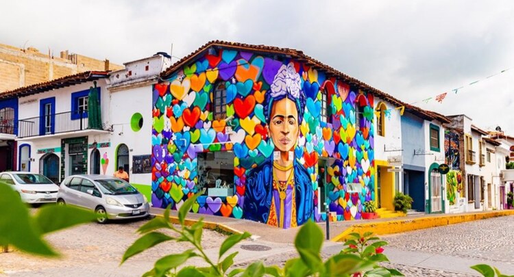 Avistamiento de luciérnagas y arte callejero