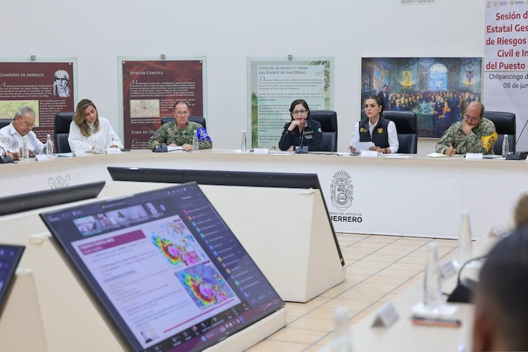 Puesto de Comando Interinstitucional monitorea la tormenta tropical "Boris".