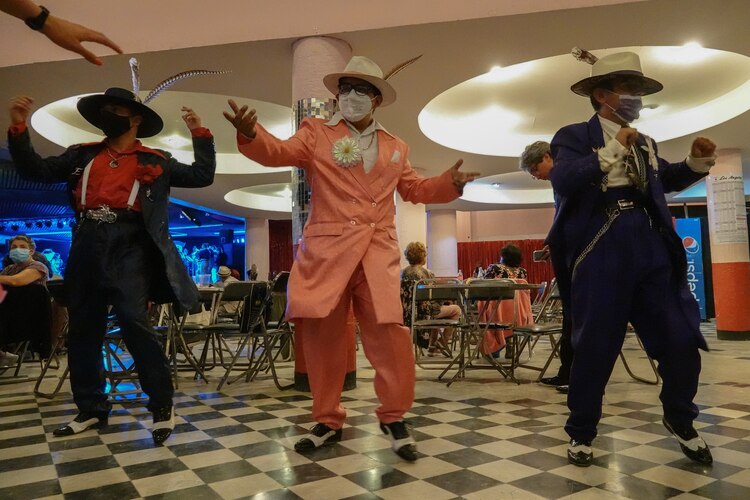 CDemostración de baile, en abril de 2022.