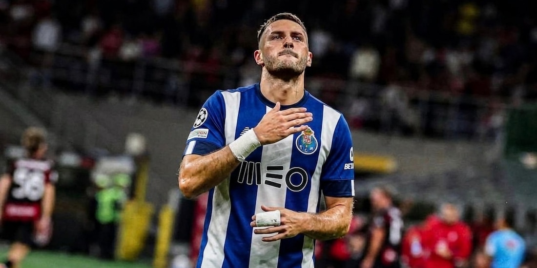 Santi Giménez se convertirá en nuevo jugador del Porto de Portugal.