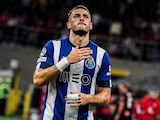 Santi Giménez se convertirá en nuevo jugador del Porto de Portugal.