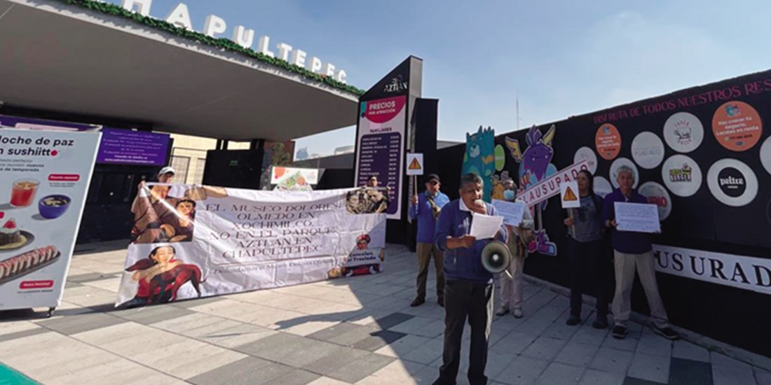 Miembros del colectivo, ayer afuera del Parque Aztlán.