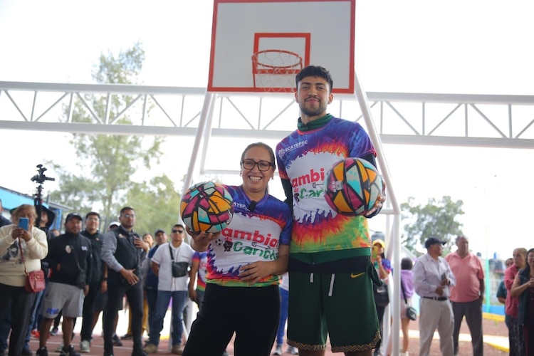 En la rehabilitación de los espacios participaron habitantes de Ecatepec.