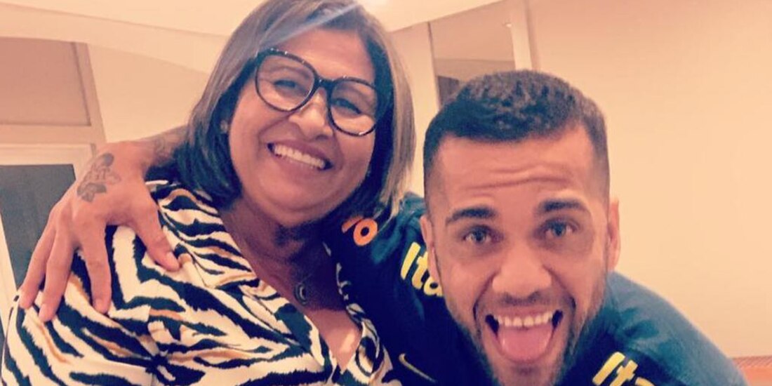 Madre de Dani Alves expone las redes de la supuesta víctima del caso