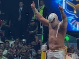 Místico celebra su victoria ante Averno en el 93 Aniversario del CMLL.