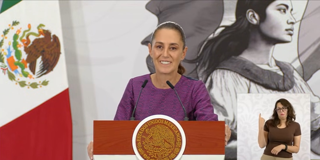 Conferencia en Palacio Nacional.