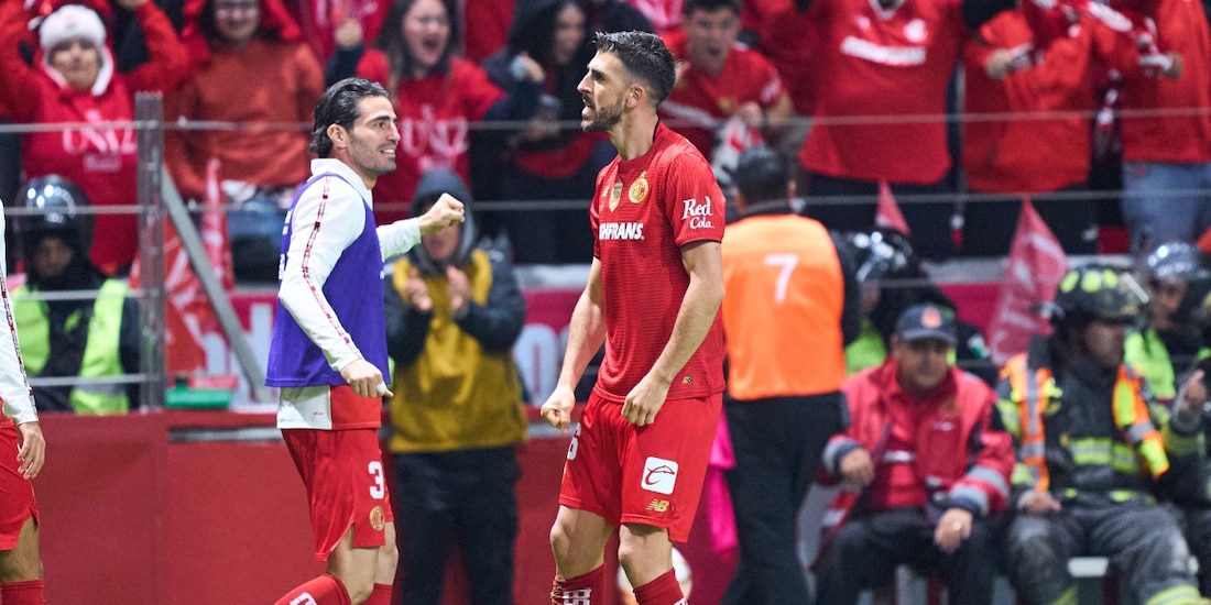 Paulinho festeja su gol con Toluca en la final ante Tigres