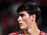 Un campeón mundial le podría arrebatar la titularidad a Armando la 'Hormiga' González con el Olympiacos.