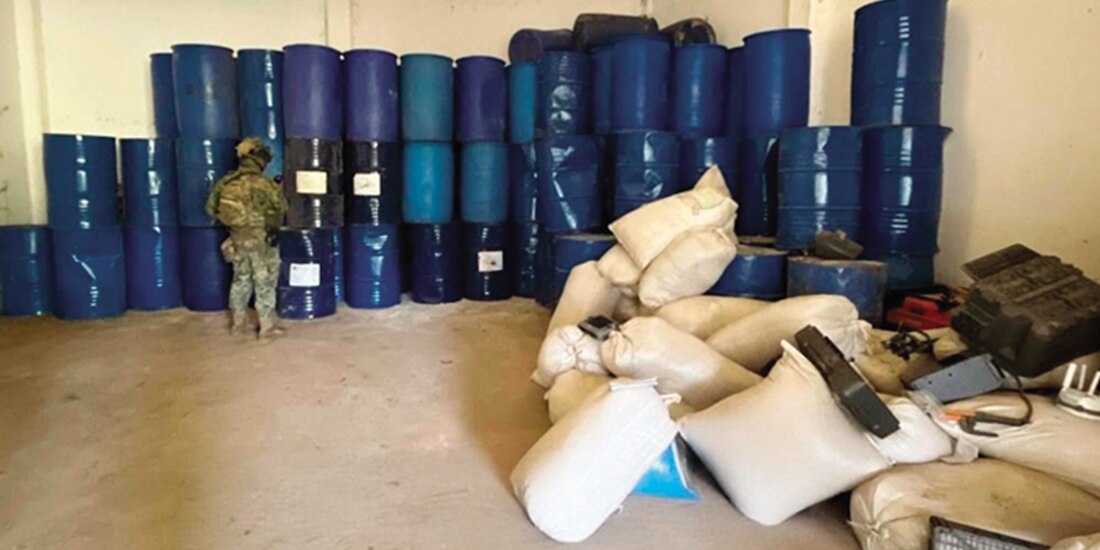 Material asegurado ayer en Petatlán, Guerrero.