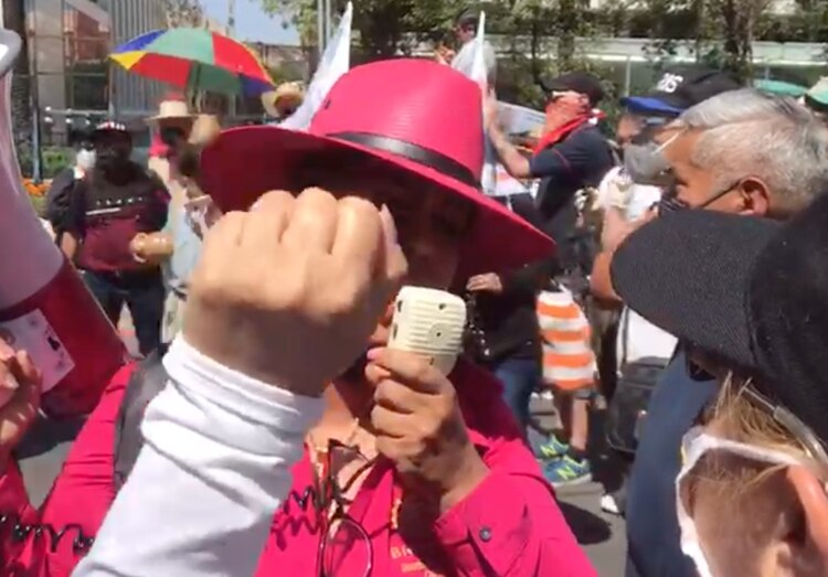 Intercambio de palabras.