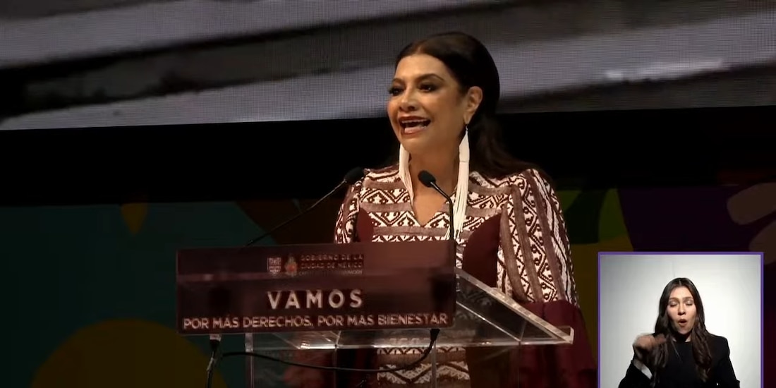 Clara Brugada, jefa de Gobierno, en su asamblea informativa.