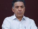 Inzunza rompe con Morena, pero continúa como senador sin partido