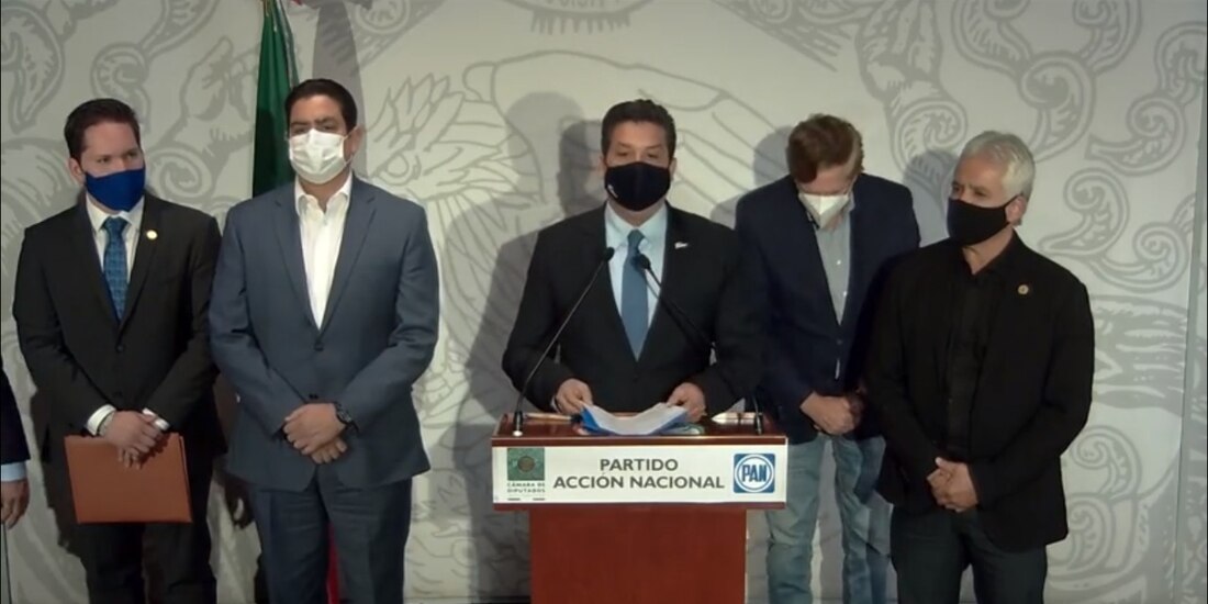 Francisco Javier García Cabeza de Vaca ofreció conferencia en San Lázaro.