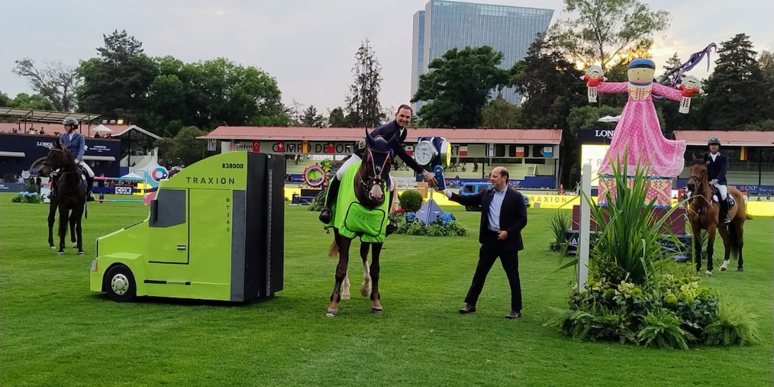 El brasileño Eduardo Pereira ganó el Trofeo Traxión en el Longines Global Champions Tour México 2026.