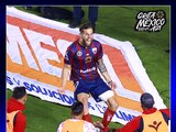 Jugadores del Atlante celebran una anotación ante Tampico Madero