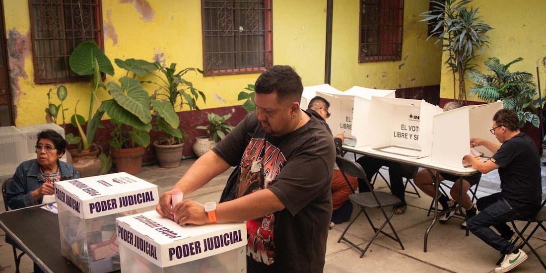Votaciones en casillas ubicadas en la CDMX; ciudadanos acudieron el 1 de junio de 2025 a ejercer su derecho al voto en la que se designaran los puestos al Poder Judicial