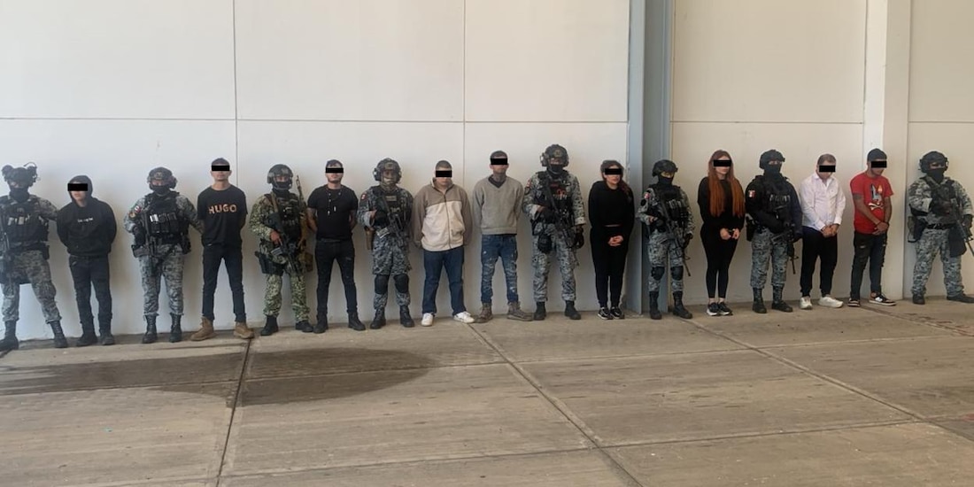 Presentación de los detenidos.