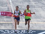 Los mexicanos Darío Castro López y Eloy Sánchez Vidal cruzaron la meta del Maratón de la Ciudad de México 2021