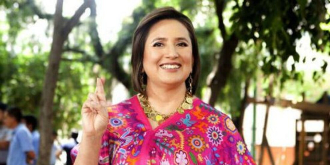 'La empresa que fundé recibe transferencias no sobres amarillos', responde Xóchitl Gálvez a AMLO.