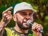 Dani Alves lució el jersey de uno de los clubes más trascendentes de América.