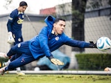 Luis Malagón en un entrenamiento con el América