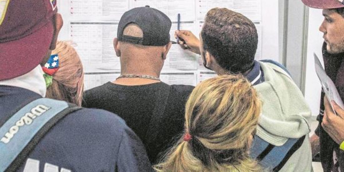 Personas sin trabajo.