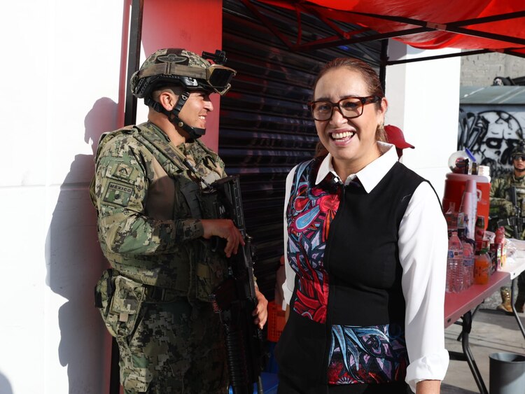 En la imagen la Alcaldesa de Ecatepec, Azucena Cisneros Coss.
