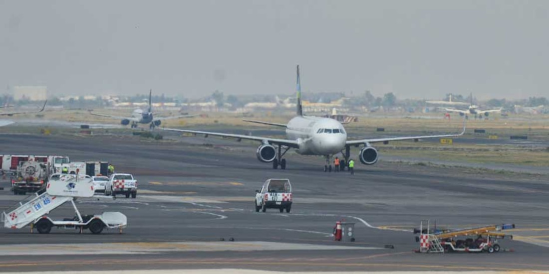 México cede lugares del AICM a aerolíneas de EU
