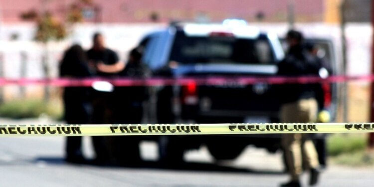 CJNG embosca a policías en Michoacán; despliegan operativo tras ataque en Tingüindín.