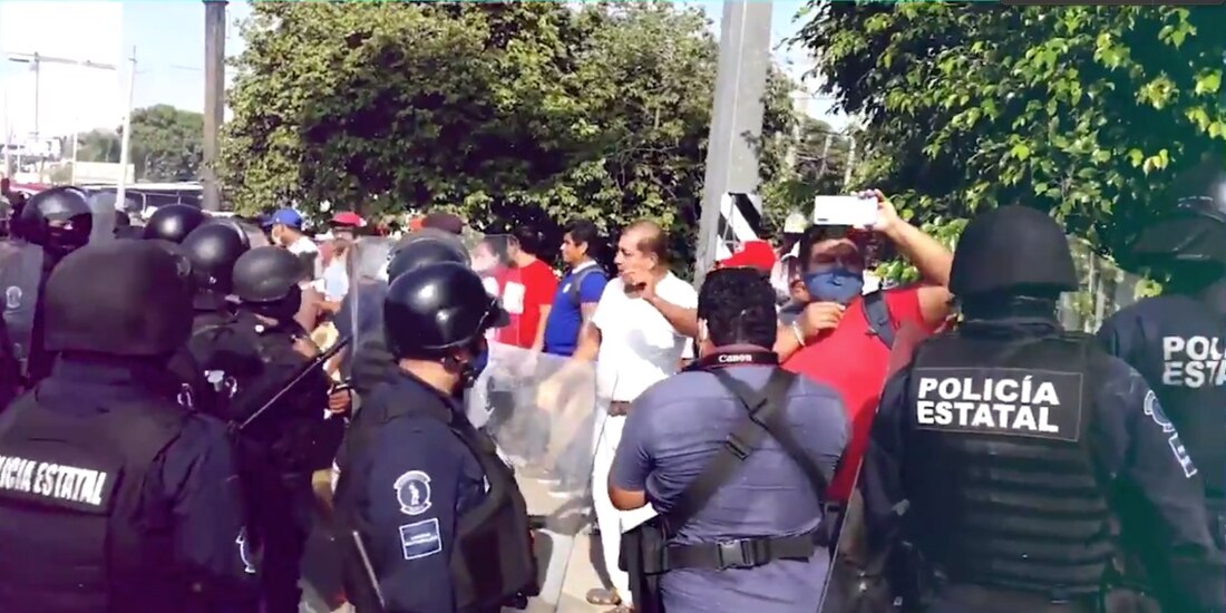 Manifestantes en carreteras de Tabasco