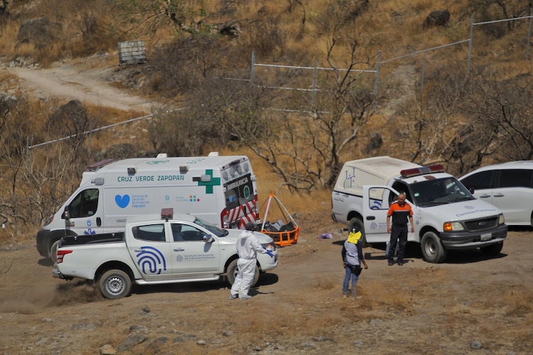 Personal de la Fiscalía General del Estado de Jalisco confirmó que los restos hallados en una barranca son los de los jóvenes reportados como desaparecidos que laboraban en un call center de Zapopan