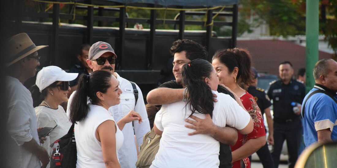 El presidente Andr´´es Manuel López Obrador celebra la liberación de los 16 trabajadores de la Secretaría de Seguridad de Chiapas que fueron secuestrados el pasado martes 27 de junio.