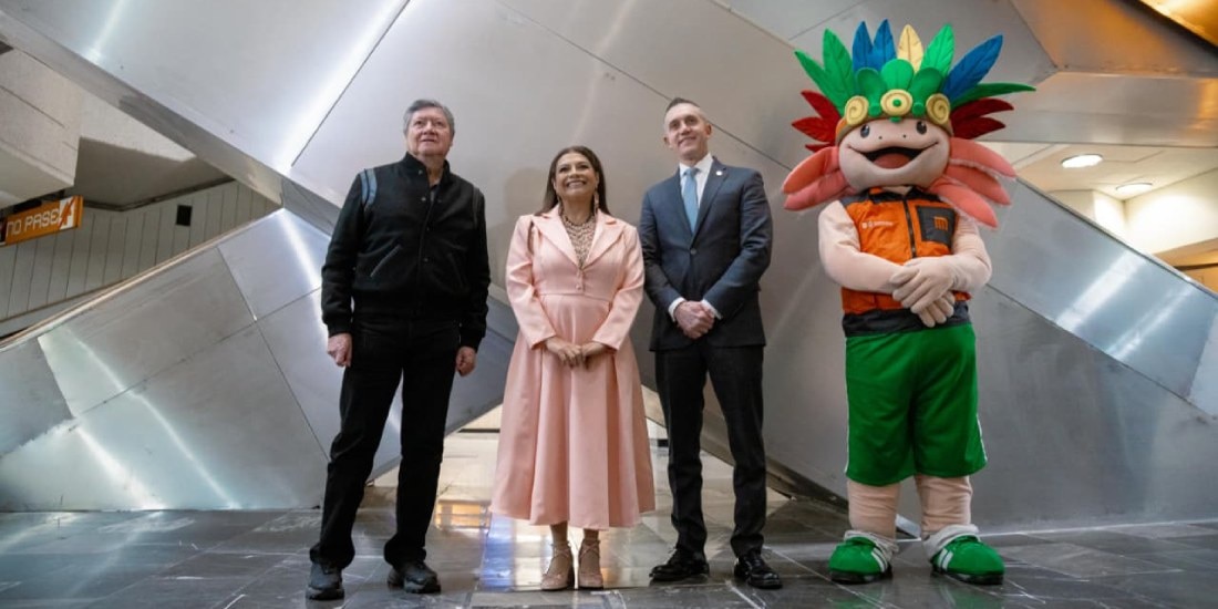 Clara Brugada entrega 20 nuevas escaleras eléctricas del Metro.