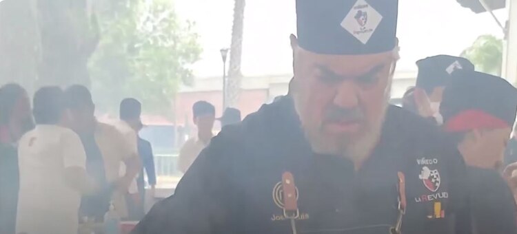 José Luis Revuelta en el Festival de Paellas 2023 en Querétaro