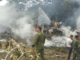 Sube a 34 la cifra de muertos tras accidente de un avión militar en Colombia.