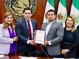 Joaquín Landeros Guicho, secretario de Administración y Finanzas, entregó la iniciativa de Ley de Ingresos y Presupuesto de Egresos 2026.