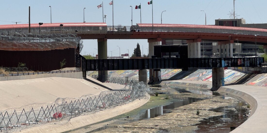 Aspecto del río Bravo en el tramo fronterizo entre Ciudad Juárez y El Paso.