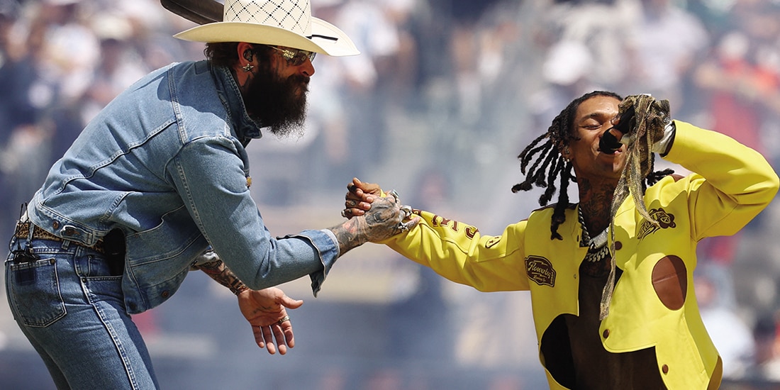 Post Malone (izq.) y Swae Lee, al compartir escenario.