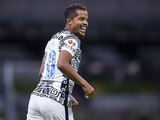 Giovani dos Santos festeja un gol con el América el año pasado. El mexicano llegó a las Águilas en 2019, después de tres temporadas en la MLS.