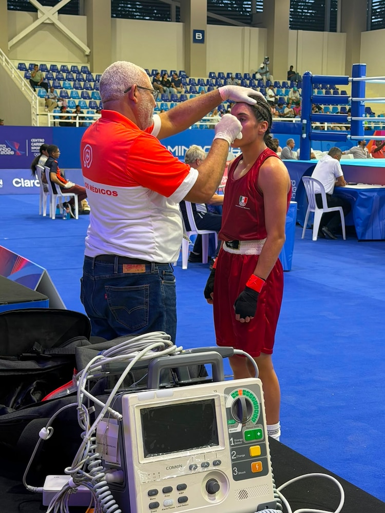 La boxeadora Valeria Amparán en los Juegos Centroamericanos y del Caribe Santo Domingo 2026