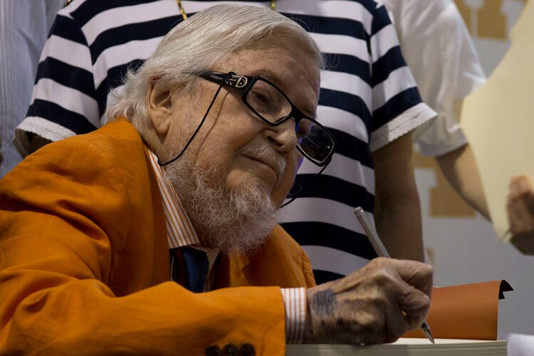 El escritor Fernando del Paso.