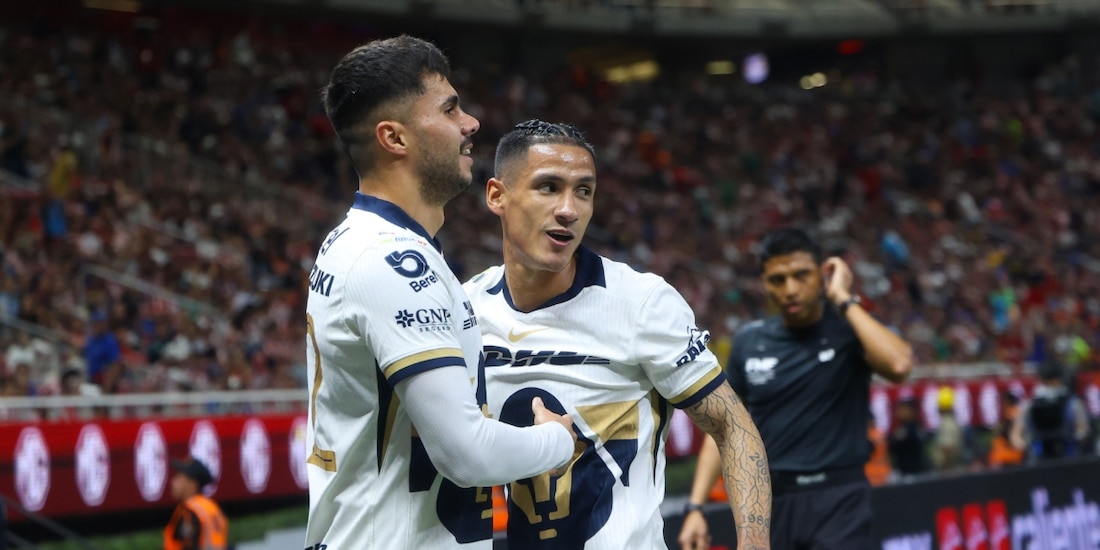 Uriel Antuna se estrenó como goleador de Pumas contra Chivas.