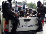 La Policía de Honduras detiene a miembros de la caravana del 30 de junio pasado.