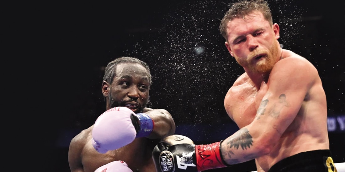 SAÚL ÁLVAREZ recibe un golpe de Terence Crawford, el 13 de septiembre.