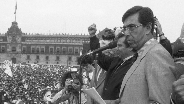Las campañas presidenciales de Cuauhtémoc Cárdenas impulsaron la transición democrática.