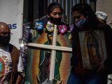 Peregrinos de diferentes estados del país continúan llegando esta noche a la Basílica de Guadalupe